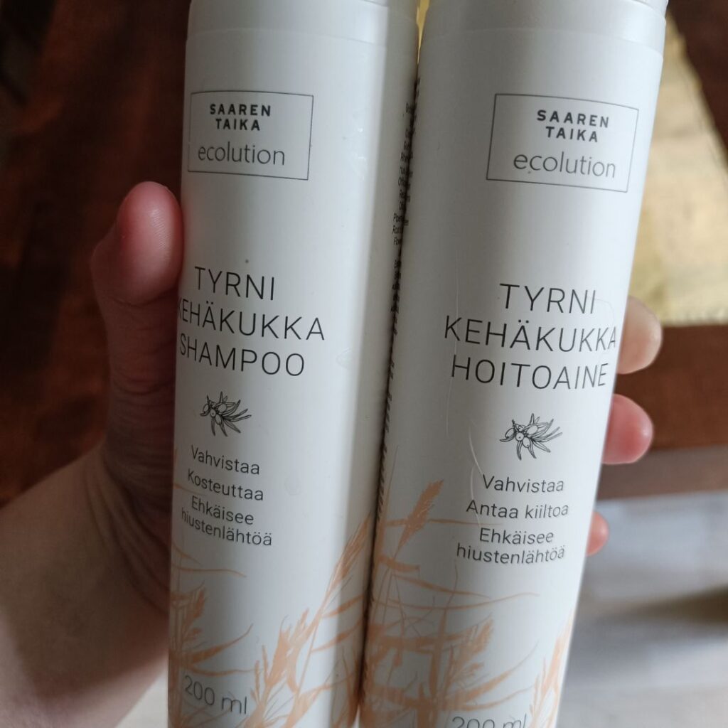 Saaren Taika Tyrni Kehäkukka shampoosta ja hoitoaineesta apu kutisevaan ja hilseilevään päänahkaan
