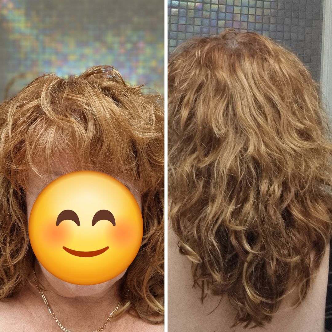 Hei, Halusin jakaa nämä kuvat, koska Curl Care -shampoo on todellakin muuttanut minun hiukseni! Kampaajani arveli joskus aiemmin, että minulla on suorat hiukset, mutta enpä ole samaa mieltä (eikä hänkään enää)! Lisäksi tämä shampoo sopii erinomaisesti myös päänahalleni ja sitruunantuoksuinen versio on aivan ihana.